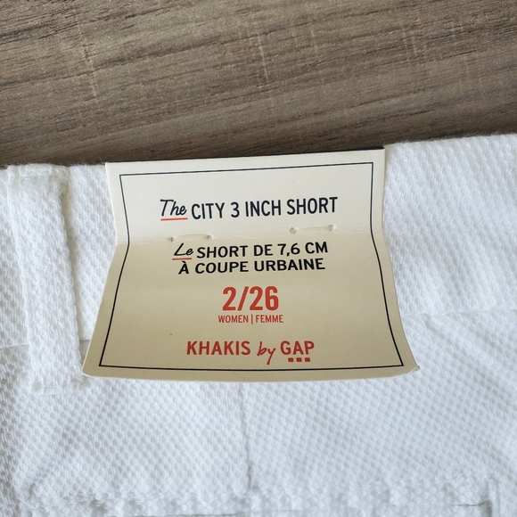 GAP Shorts - Picture 3 of 5